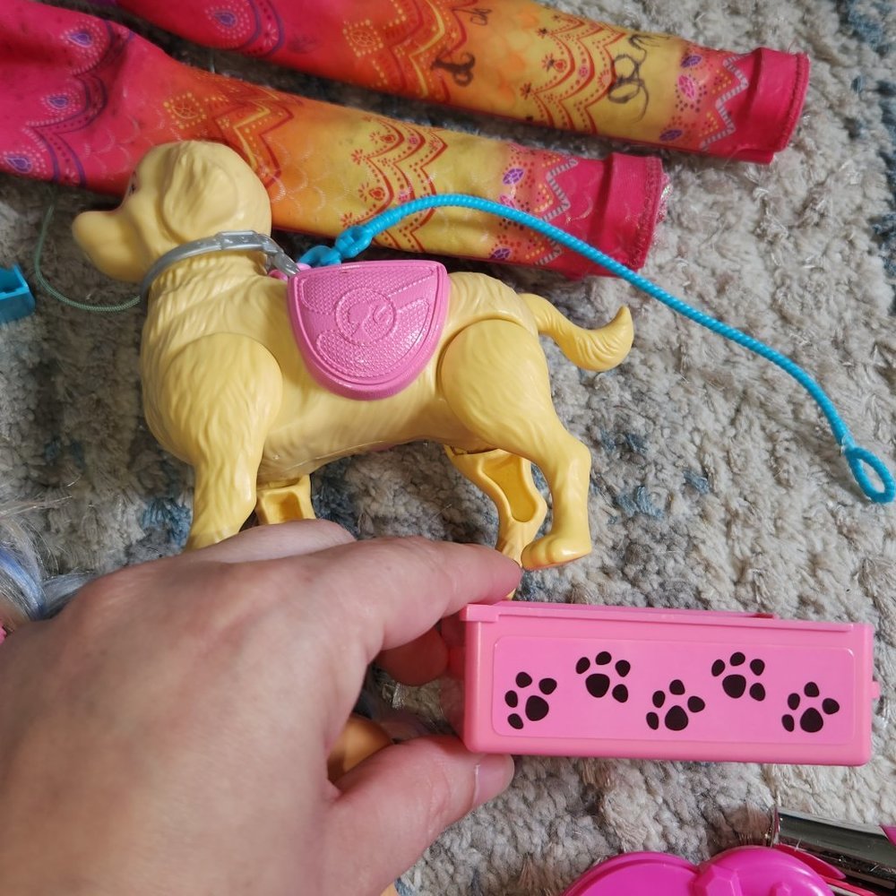 Big Lot of Barbie Pets and Accessories || Surf Boards EUC - Picture 9 of 10